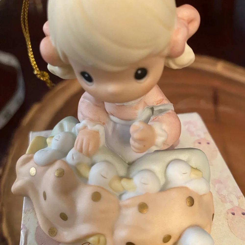 🪿’Hatching the Perfect Holiday’ Ornament MUST BUNDLE - Picture 9 of 11